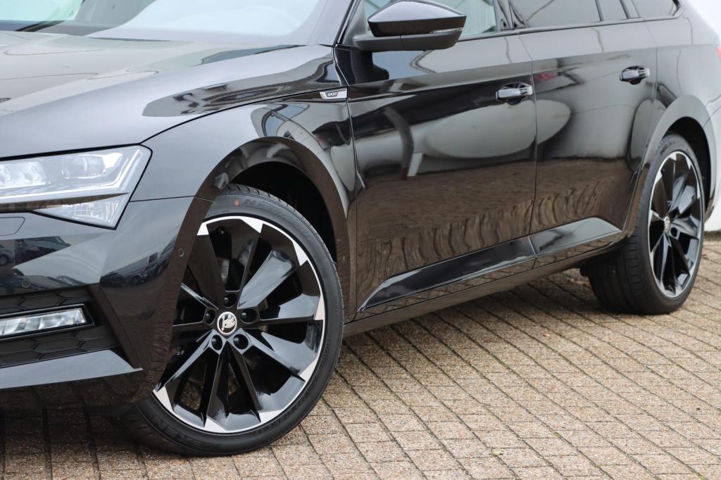 Skoda Superb combi 1.4 tsi iv sportline business 218pk dsg6