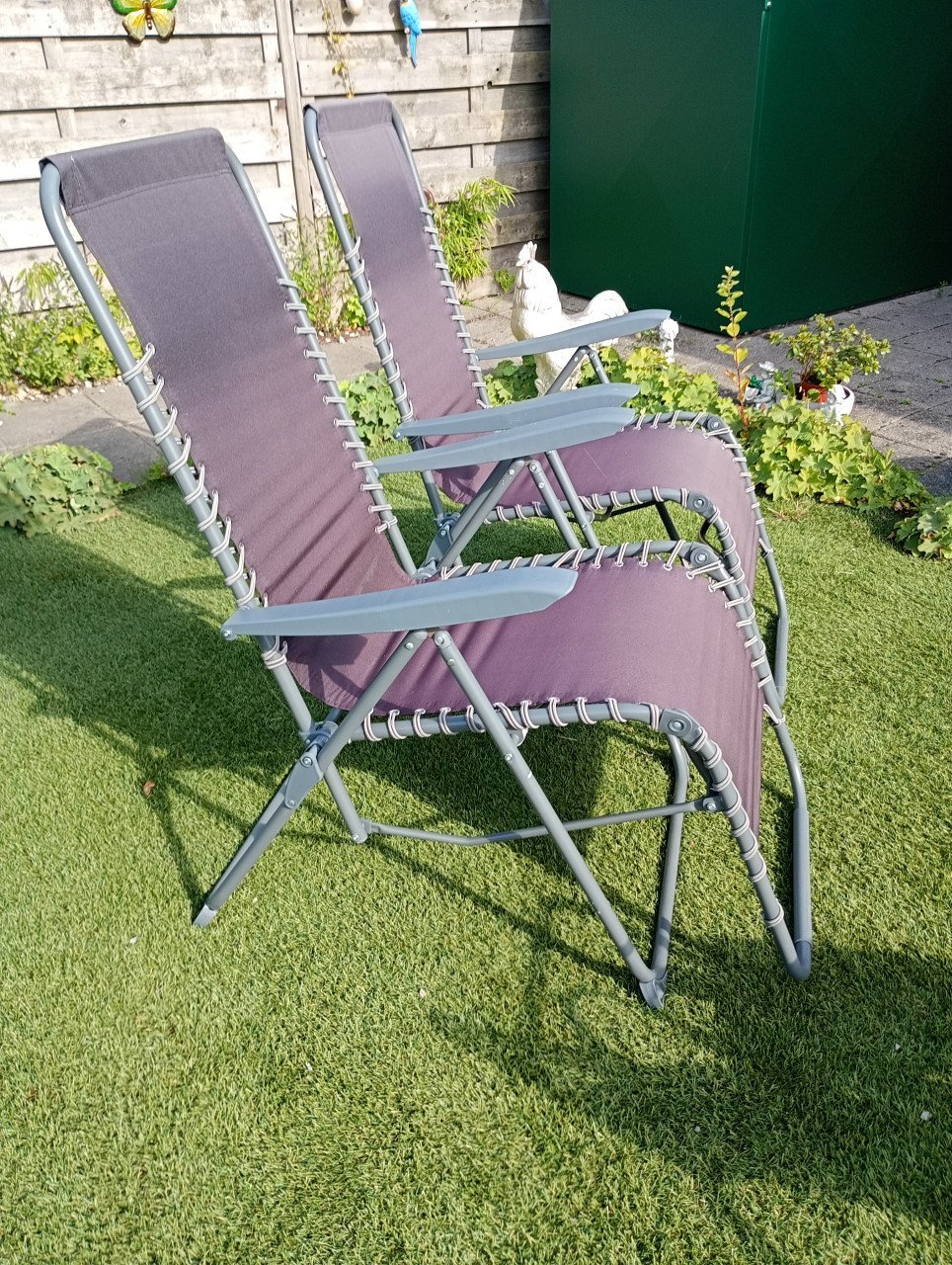 2 tuinstoelen
