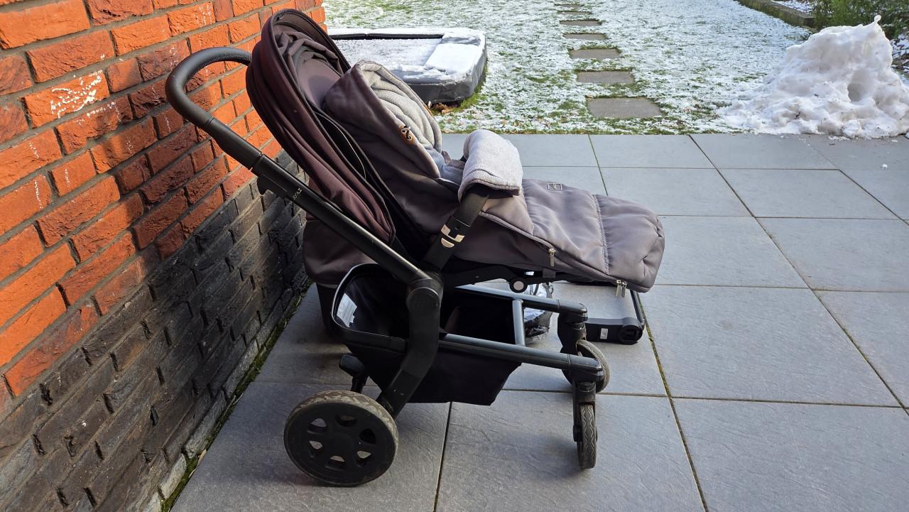 Joolz Hub kinderwagen – compleet (wieg + zitje + slaapzak + accessoires)