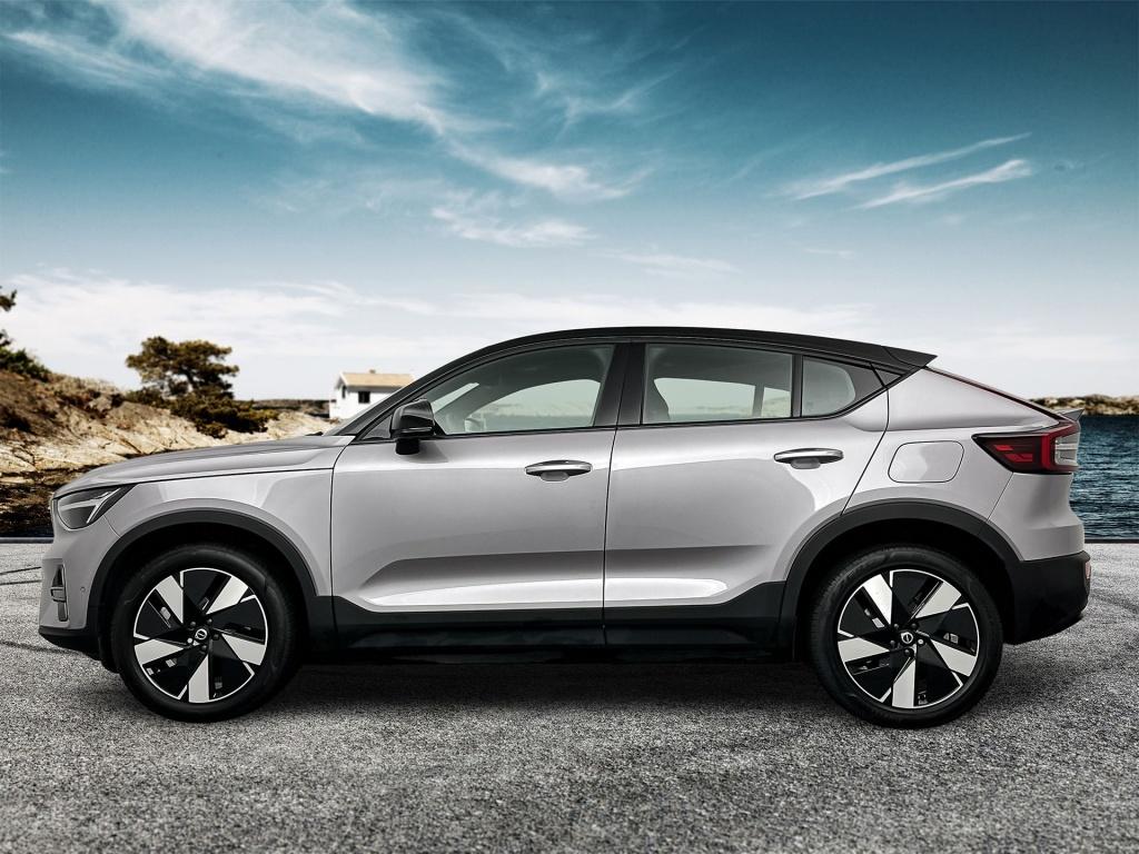 Volvo Ec40 extended range plus dark