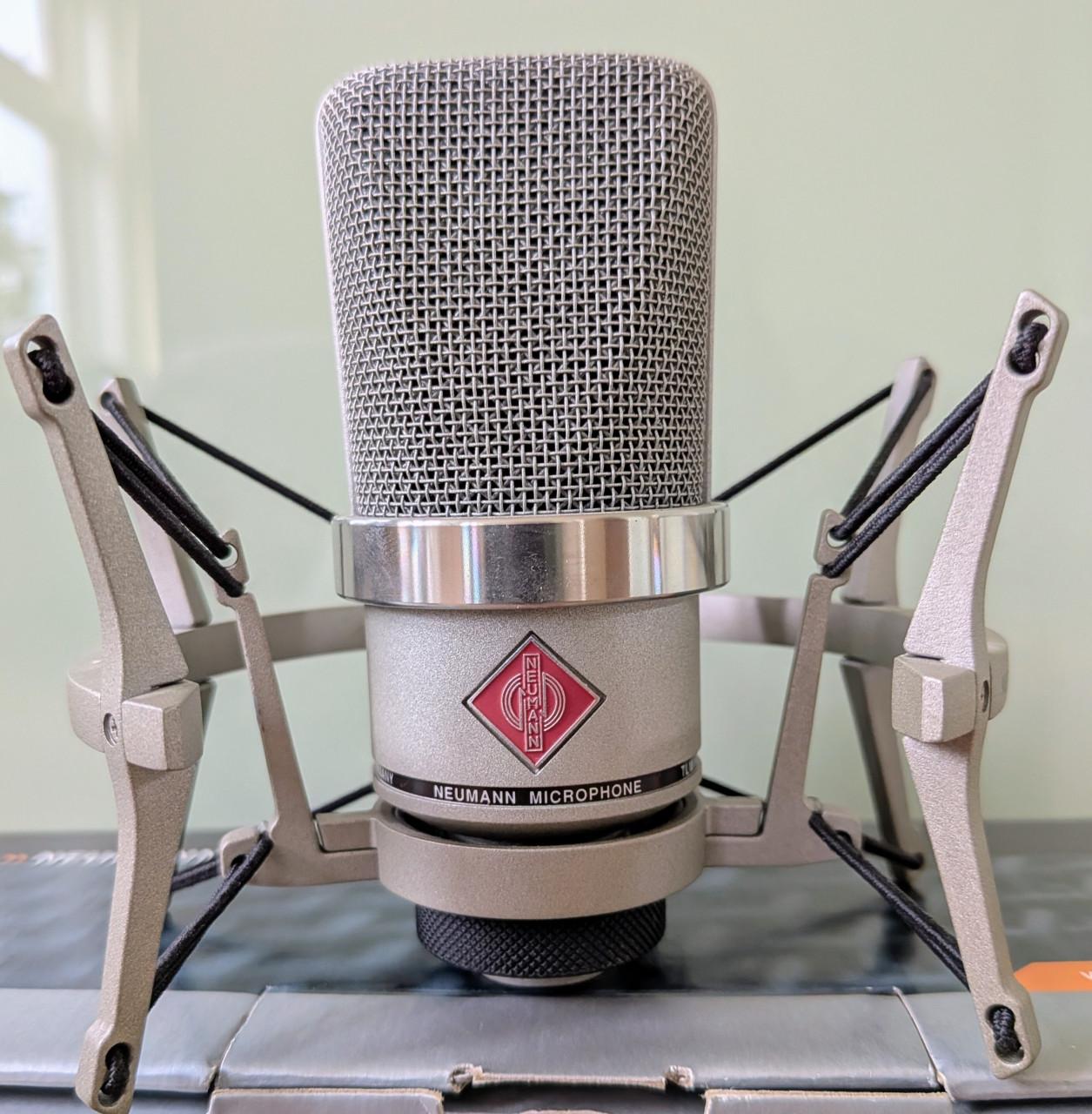 Neumann TLM 102 condensator studio microfoon + shock mount