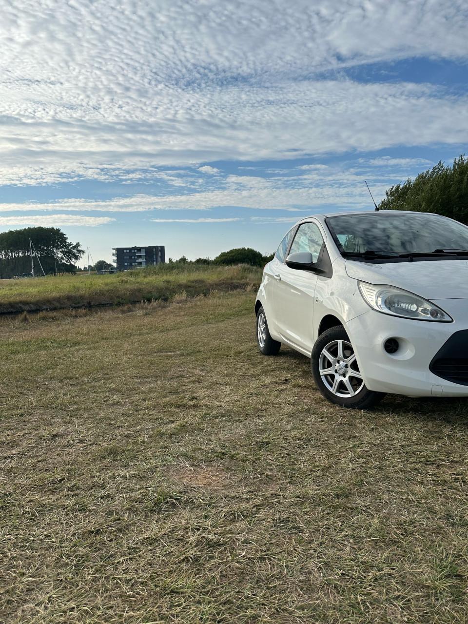 Ford ka 1.2 69pk 2011 wit