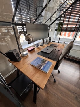 IKEA Bureau 160x80 cm op Schagen – Kabelgoot z.g.a.n.