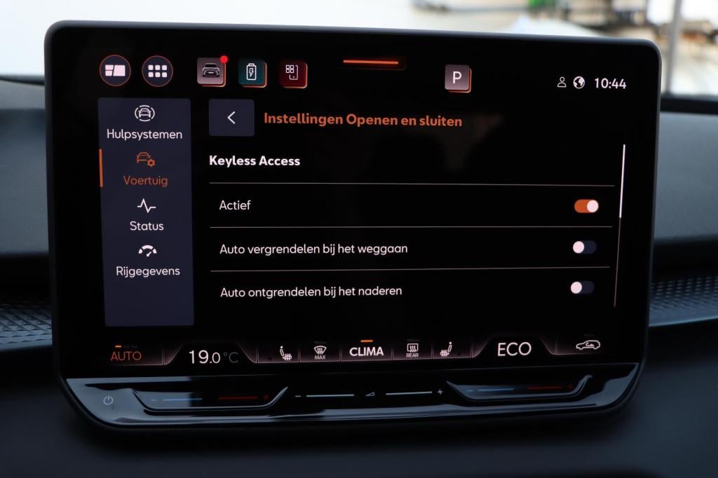Cupra Terramar 1.5 tsi e-hybrid business 204pk dsg6