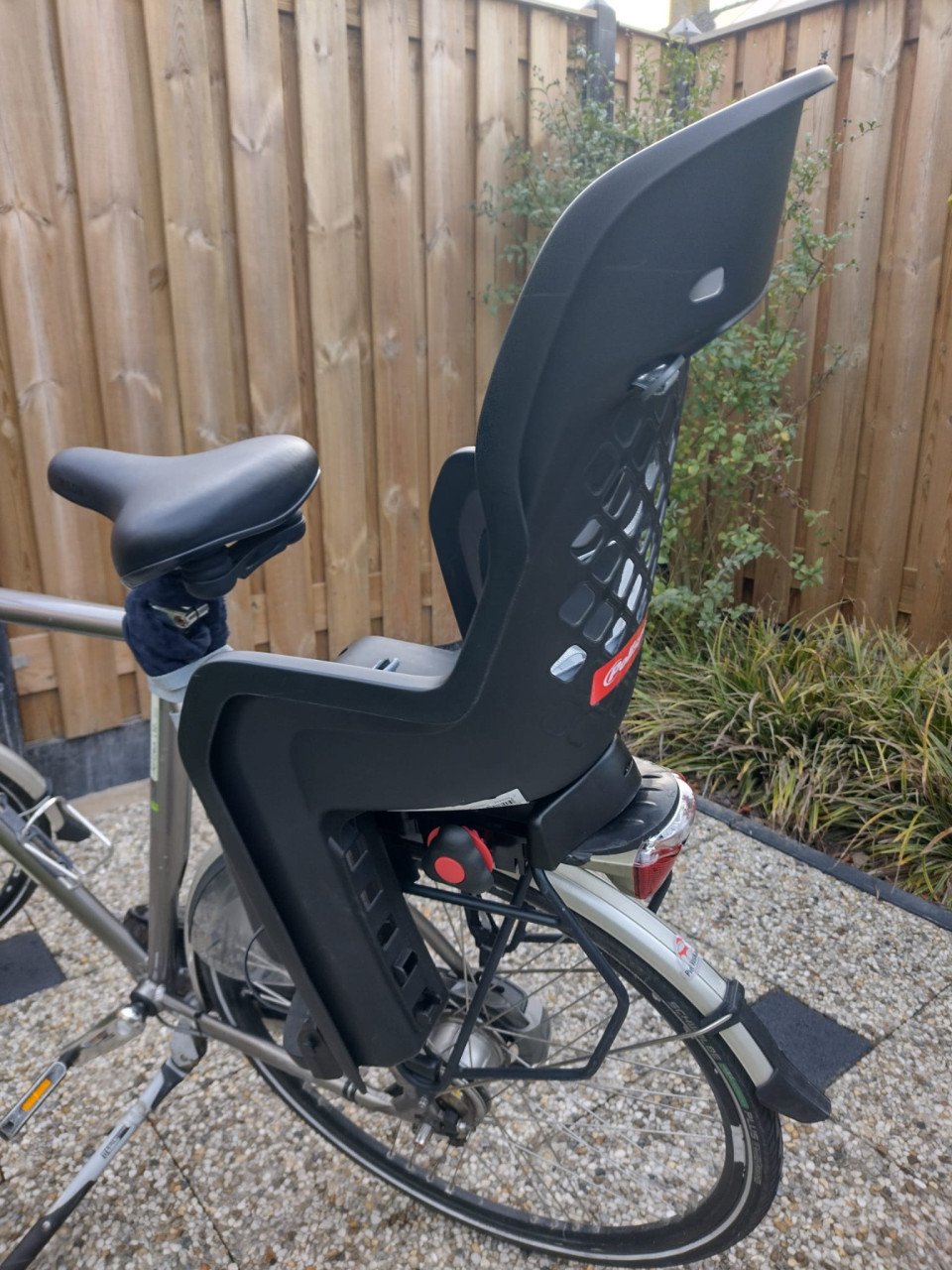 Polisport fietsstoeltje bevestiging op bagagedrager (GERESERVEERD)
