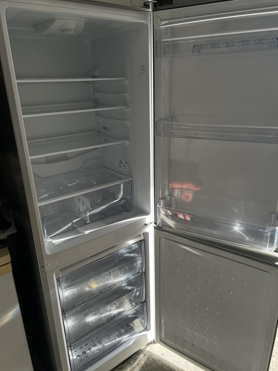 RVS koel vries combinatie Koelkast vriezer 175x60 cm. Energieklasse A+