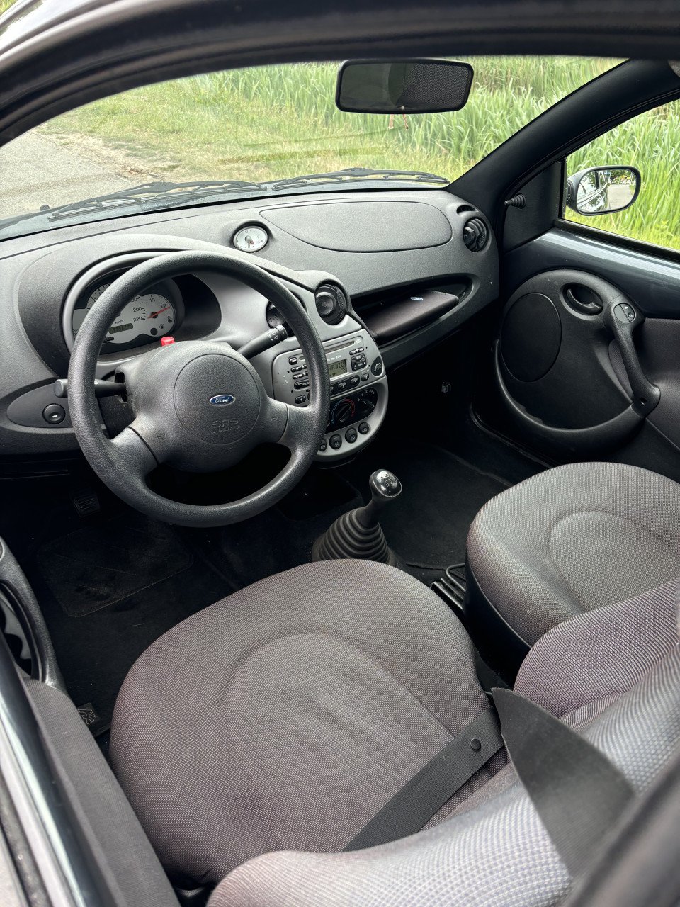 Ford ka met weinig kilometers!