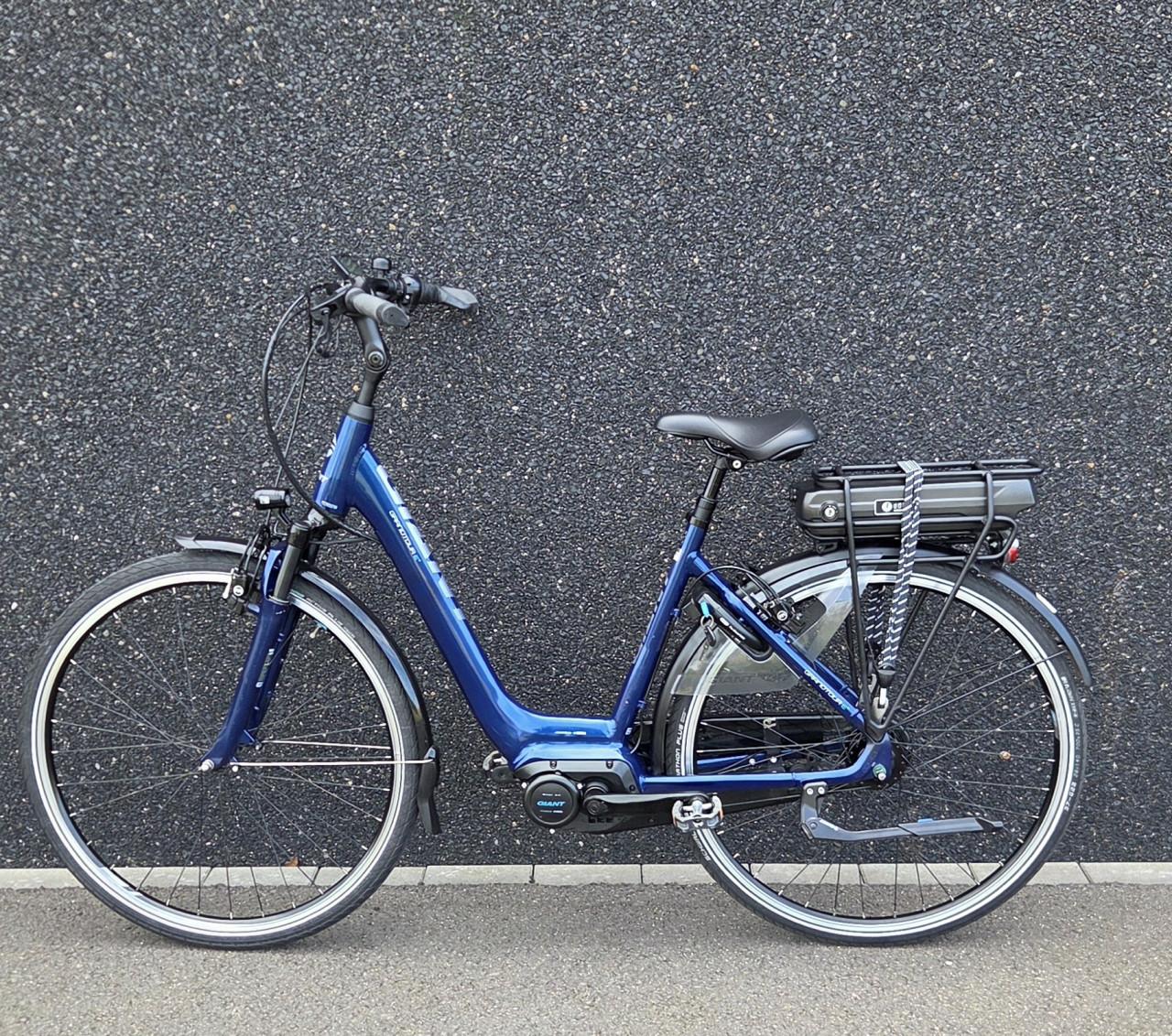 Mooie set Giant GrandTour E+ 1 53cm 465Wh accu.