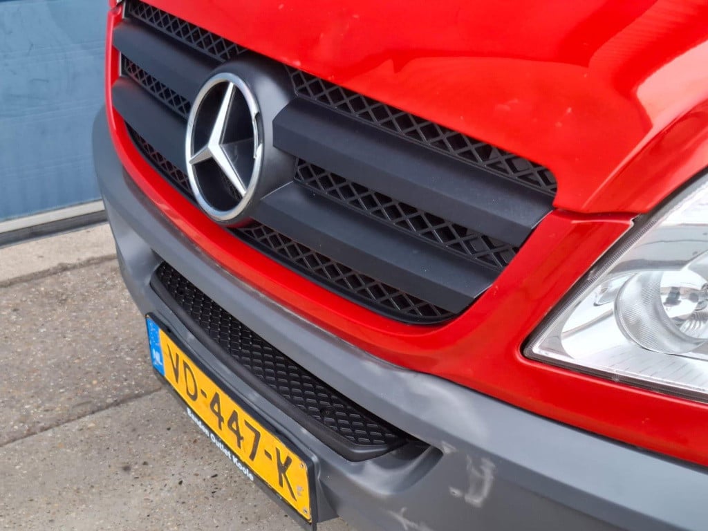 Mercedes-Benz Sprinter 210 2.2 cdi 366 functional hd 3 zits / side bars / p