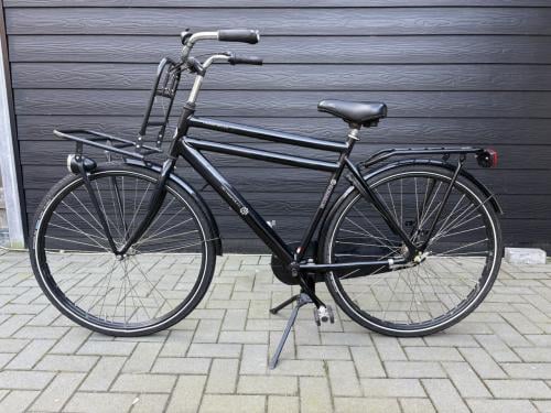 Zwarte transportfiets