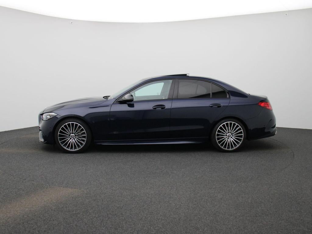 Mercedes-Benz C-Klasse 180 amg line | automaat | panoramadak | trekhaak | v