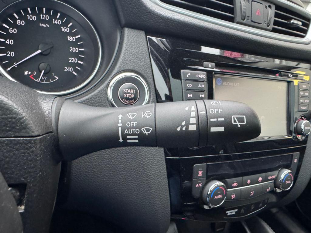 Nissan Qashqai 1.2 n-connecta