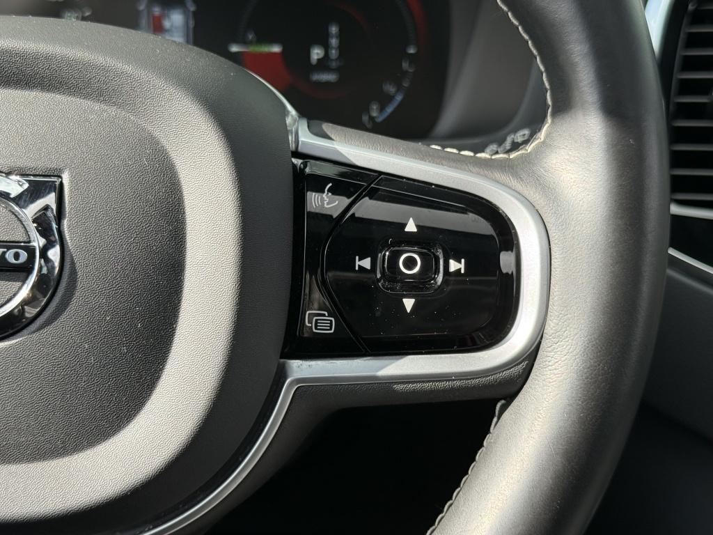 Volvo XC90 t8 390pk recharge r-design| luchtvering| trekhaak| panodak| 360c