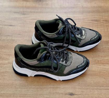 Stijlvolle groene sneakers maat 36