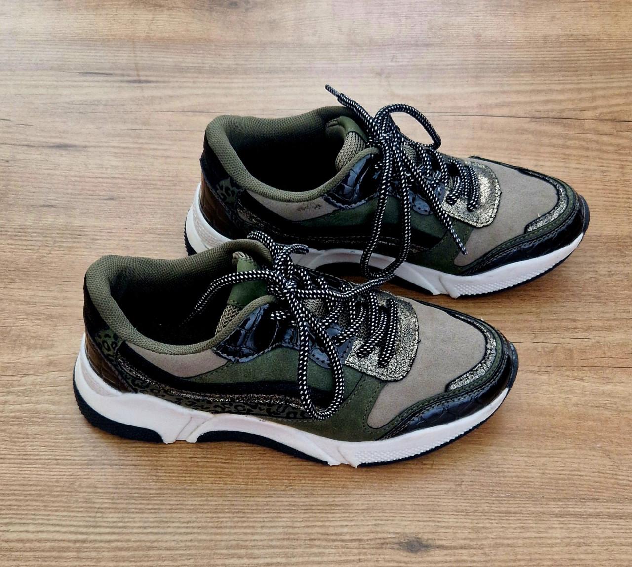 Stijlvolle groene sneakers maat 36