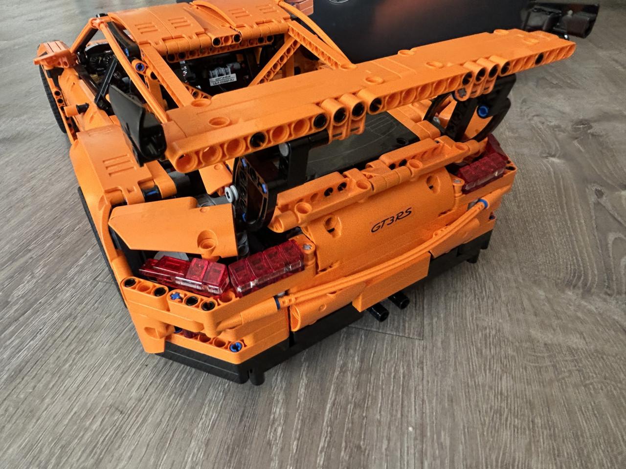 Lego Technic Supercar 42056 – Porsche 911 GT3 RS