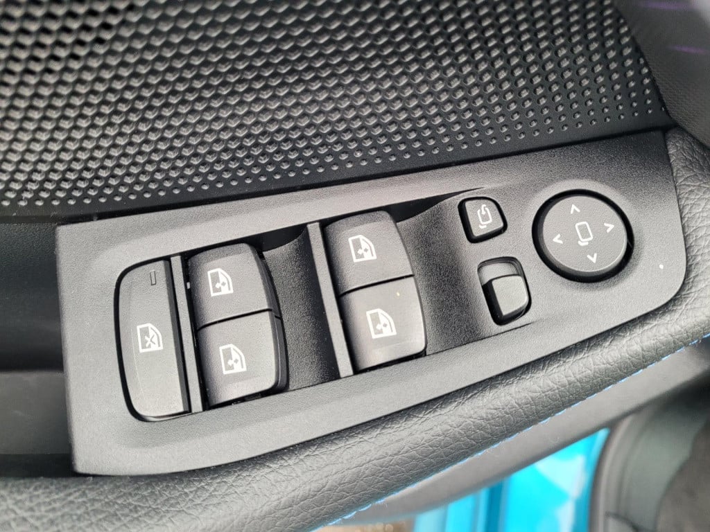 BMW 2-serie gran coupé 218i 218i m sport edition full led navigatie carplay