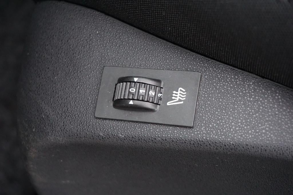 Citroen C3 1.0 puretech collection climate / navi / cruise / dab / stoelver