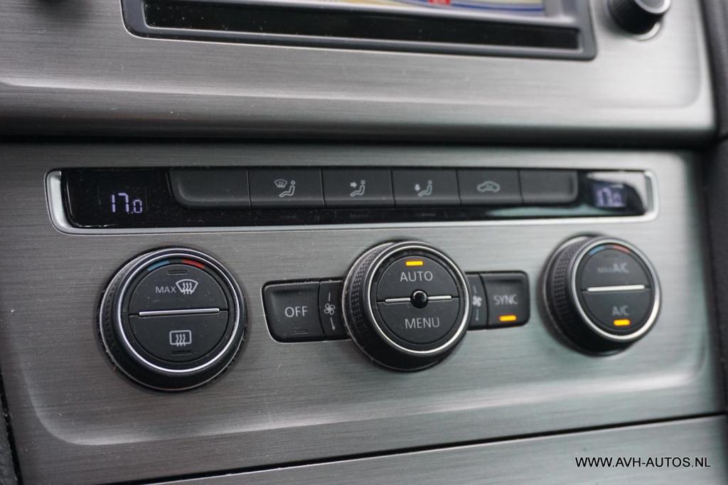Volkswagen Golf variant 1.0 tsi business edition connected