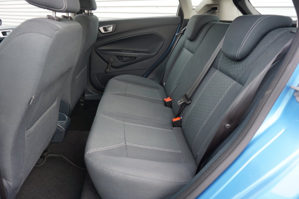 Ford Fiesta 1.6 titanium airco / cruise / elektr. ramen /  lm velgen / nap