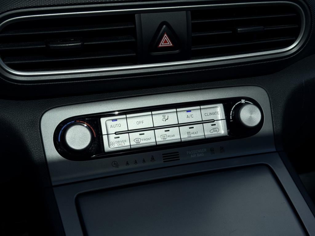 Hyundai Kona ev premium sky 64 kwh | full options | range 450 km