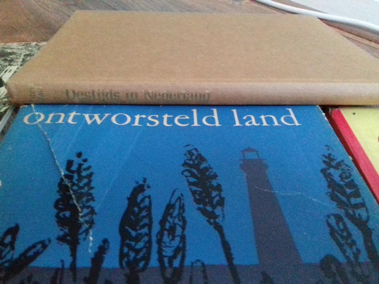Oude geschiedenis boeken van o.a. Zeeland. Kinderboeken, etc