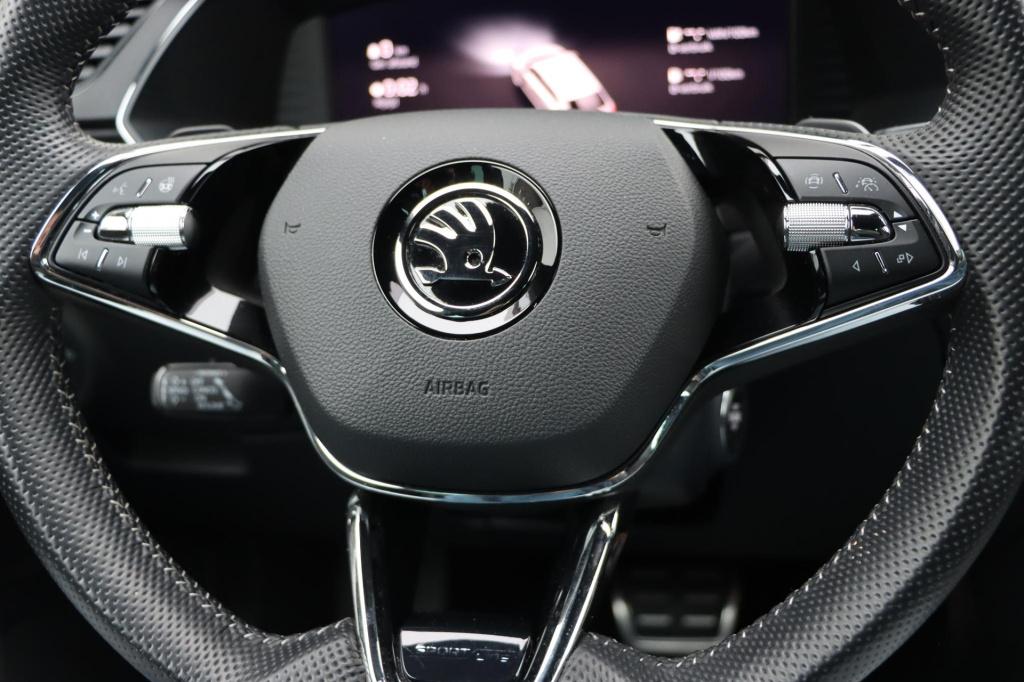 Skoda Superb combi 1.4 tsi iv sportline 218pk dsg6