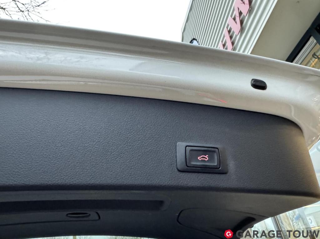 Audi A6 avant 3.0 tfsi quattro pro line s 435pk rs stoelen