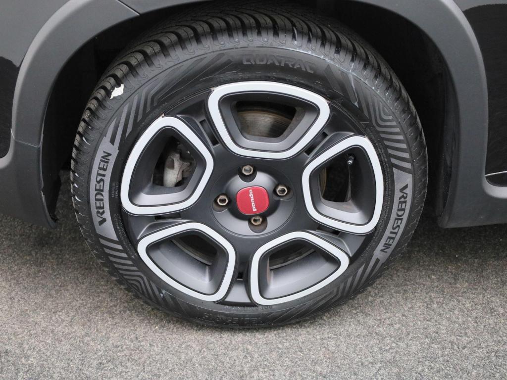 Fiat Panda 1.0 hybrid city life | apple carplay / android auto | airco | cr