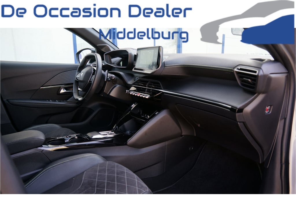 Peugeot 208 1.2 puretech gt pack rijklar incl. bovag garantie