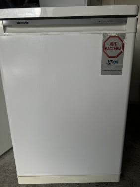 Siemens tafelmodel koelkast met vriesvak 85x55 cm. Als nieuw