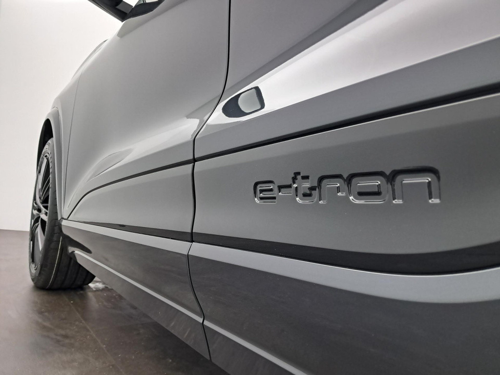 Audi Q6 E-tron s edition e-tron perf 225kw/306pk 100kwh hatchback