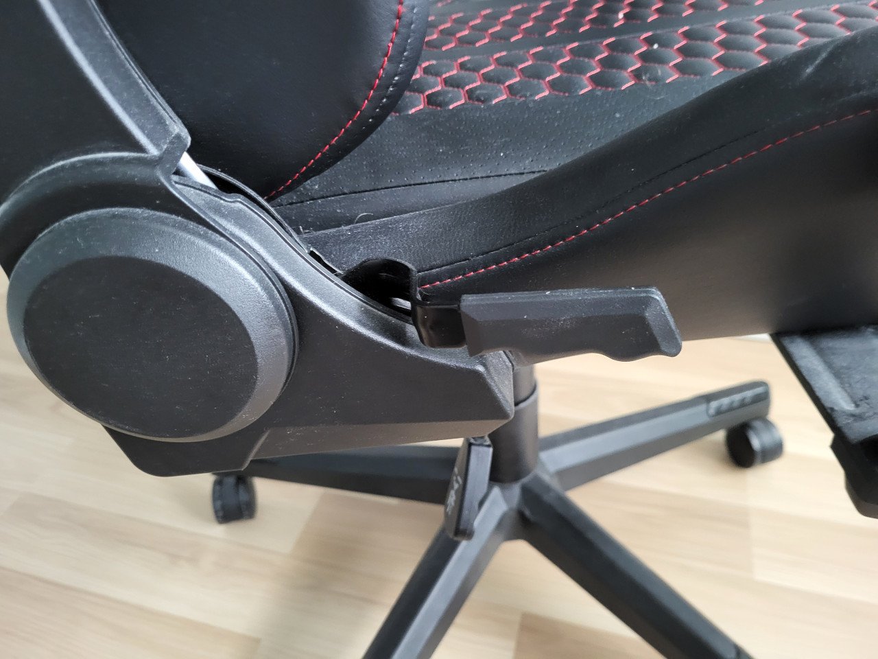 Te koop: Gamingstoel Legend