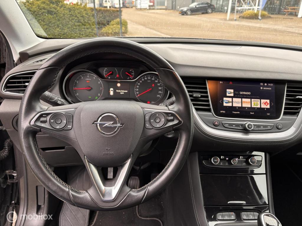 Opel Grandland X 1.2 turbo innovation trekhaak navi