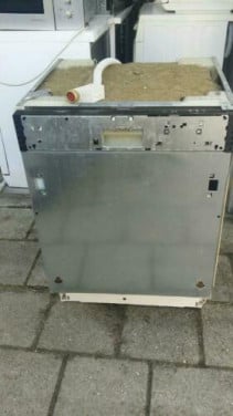 GRATIS bij u opgehaald in Goes. wasmachines, vaatwassers,oudijzer.