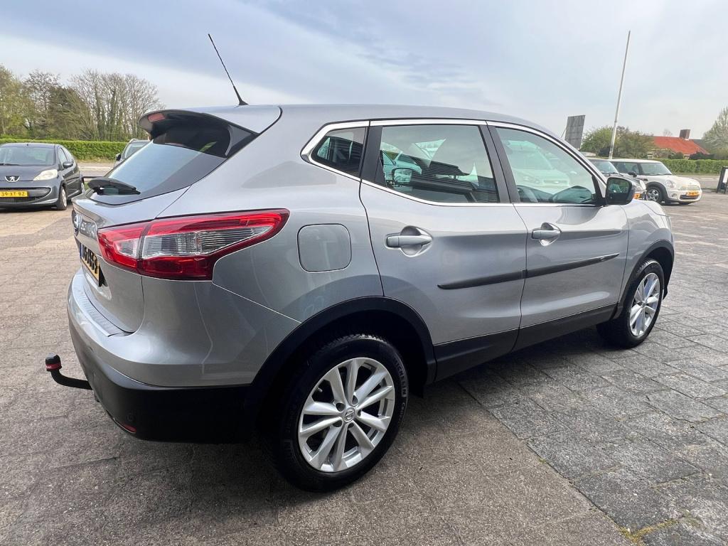 Nissan Qashqai 1.6 tekna, camera, trekhaak enz..