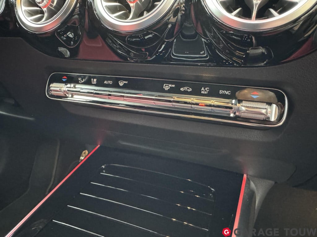 Mercedes-Benz B-Klasse 180 premium plus amg