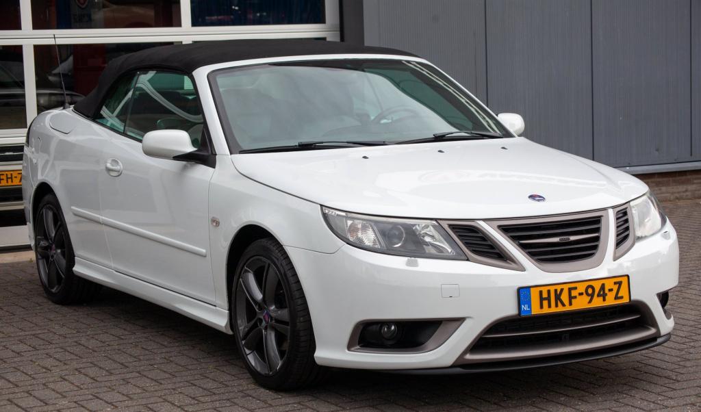Saab 9-3 cabrio 1.8t vector tx uitgevoerd