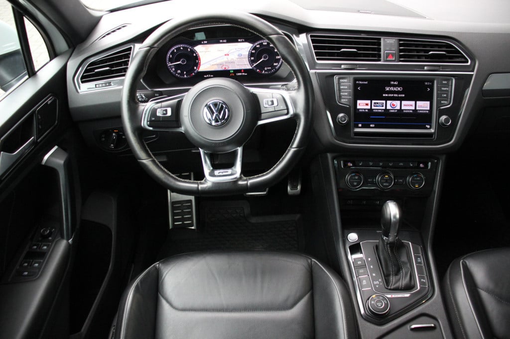 Volkswagen Tiguan 2.0 tsi 4motion r-line | leder | v.c. | keyless