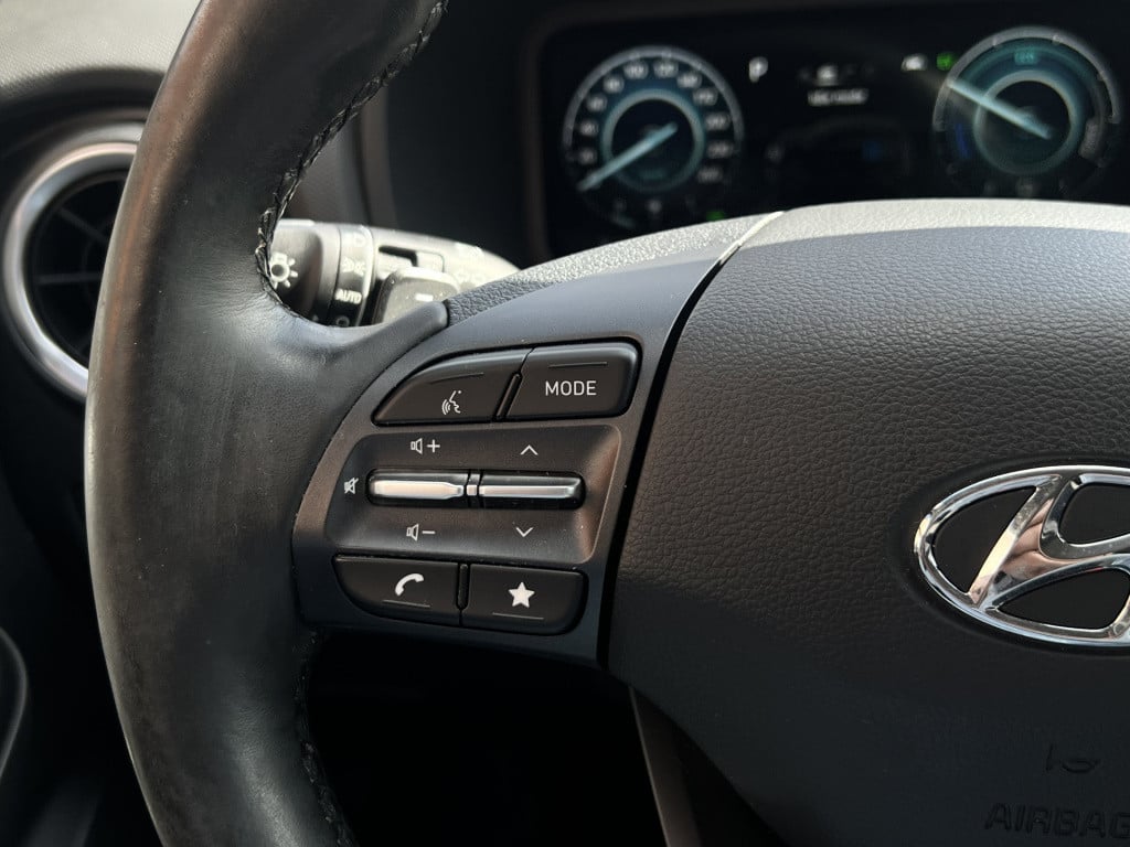 Hyundai Kona 1.6 gdi hev fashion | camera | apple/ android carplay | nav | 
