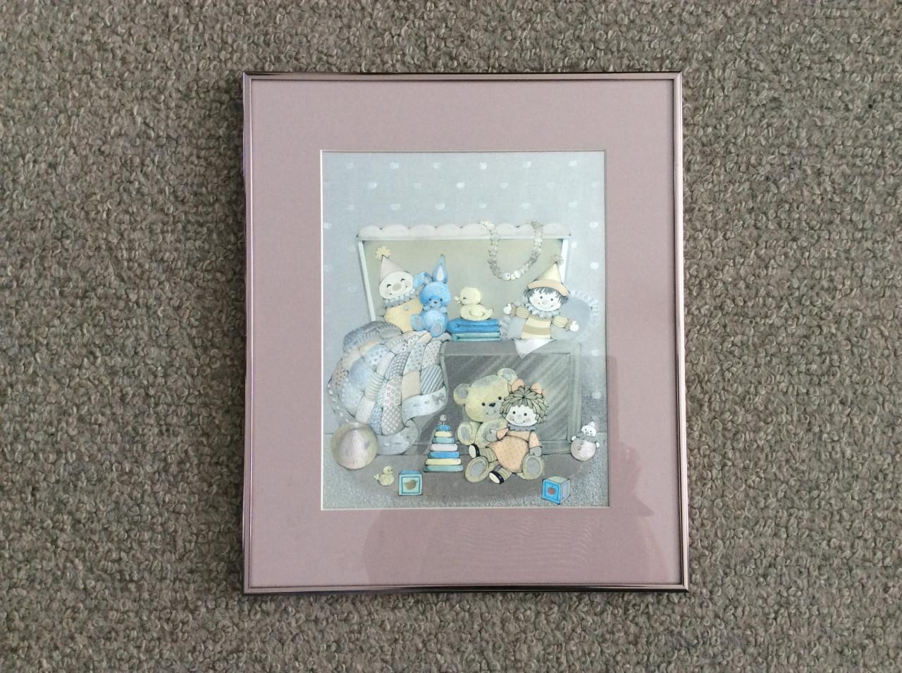 Een leuke afbeelding in roze passe-partout en mooi lijstje.