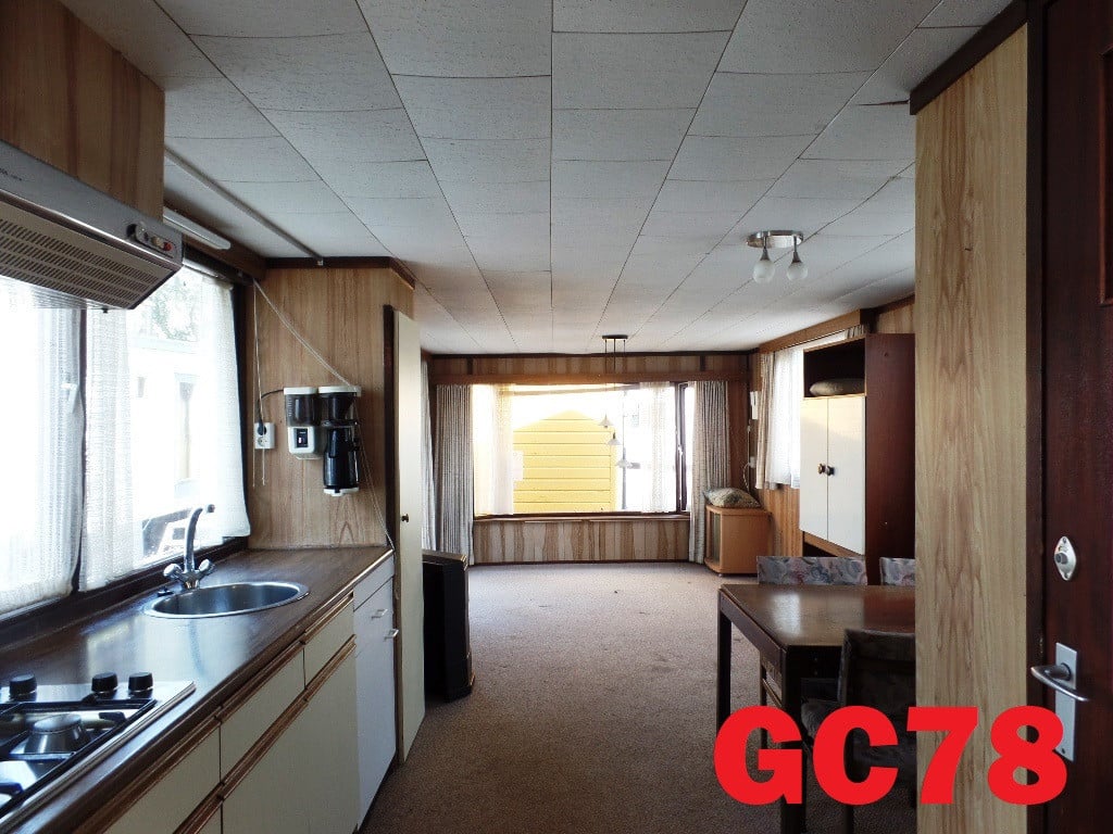 Diverse modellen chalets met retro inrichting te koop