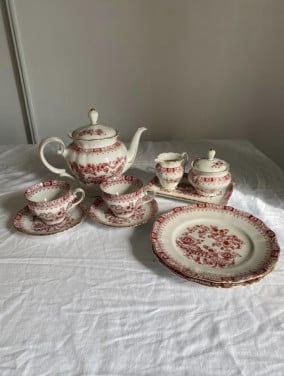 Brocante ontbijtservies