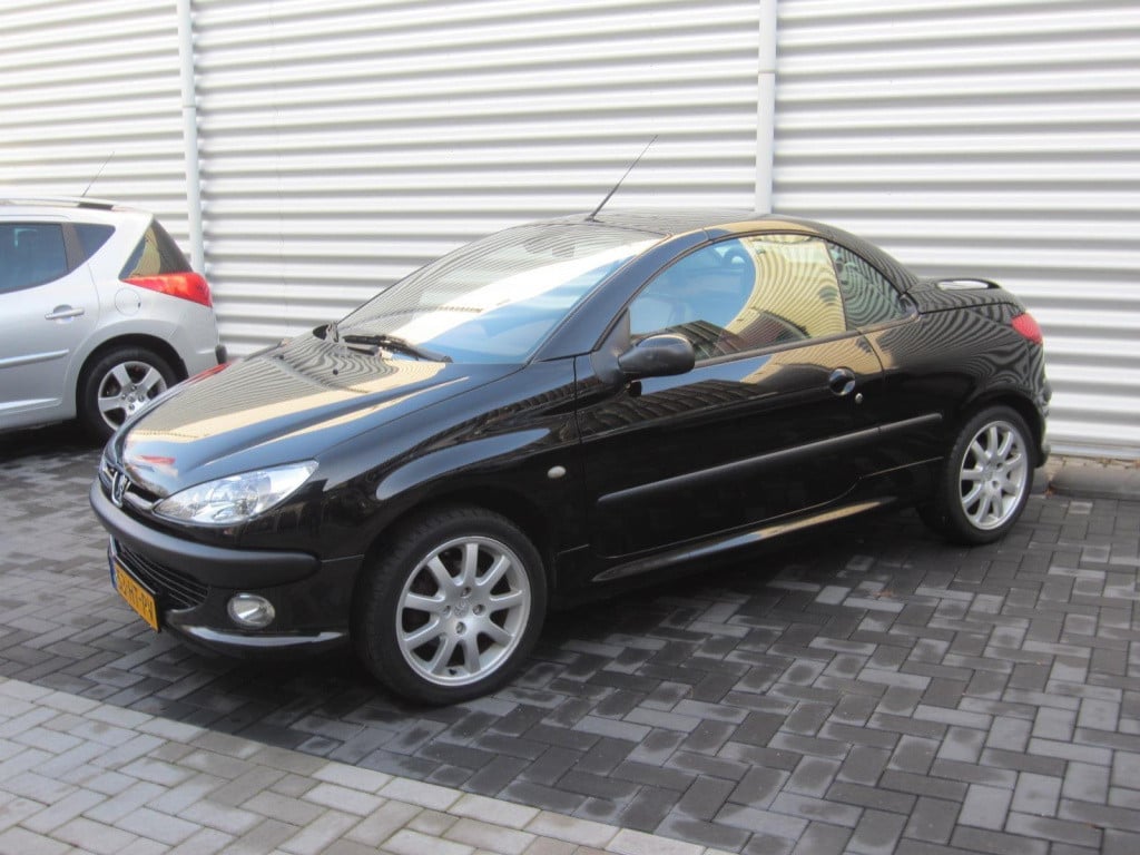 Peugeot 206 cc 2.0i 16v cabriolet clima/leder/park