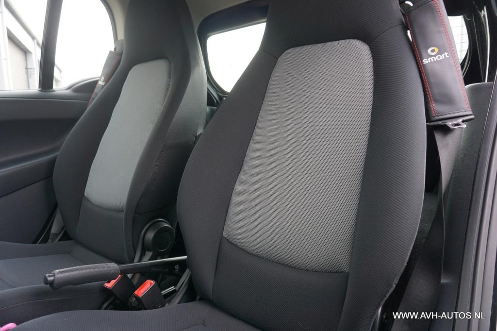 Smart Fortwo coupé 1.0 mhd edition pure