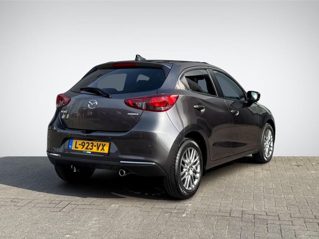 Mazda 2 1.5 skyactiv-g signature | navigatie | 360° camera | head-up displa