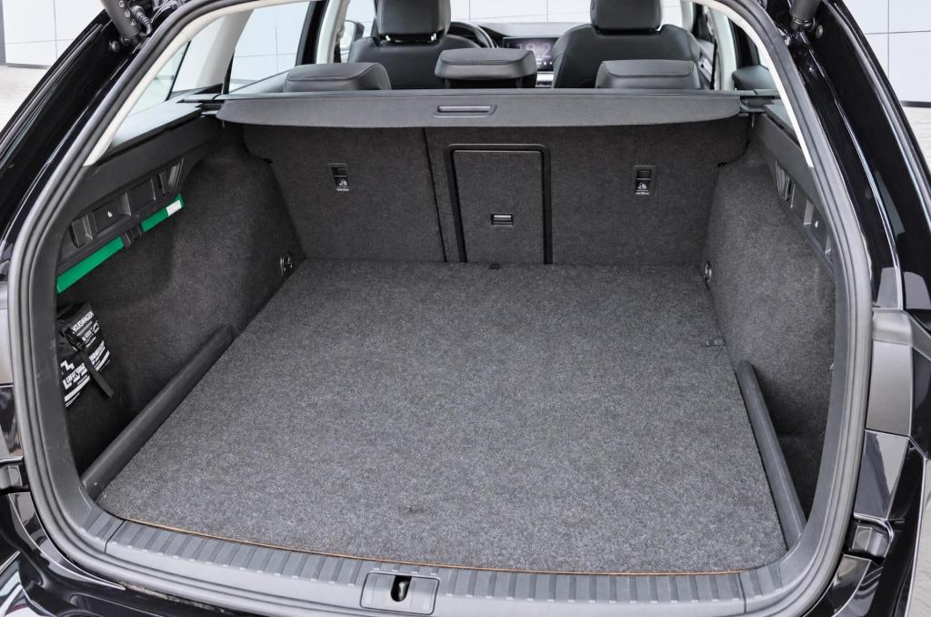 Skoda Octavia combi 1.4 tsi iv phev business edition plus 204pk dsg6