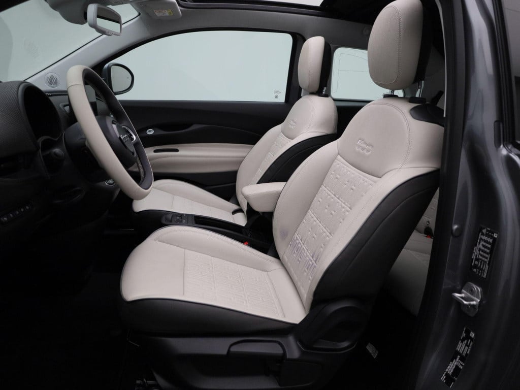 Fiat 500e c la prima 42 kwh