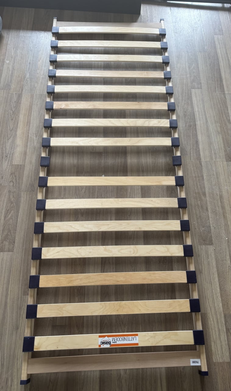 Twijfelaarbed (1.20 bij 2 meter) (GRATIS OP TE HALEN)