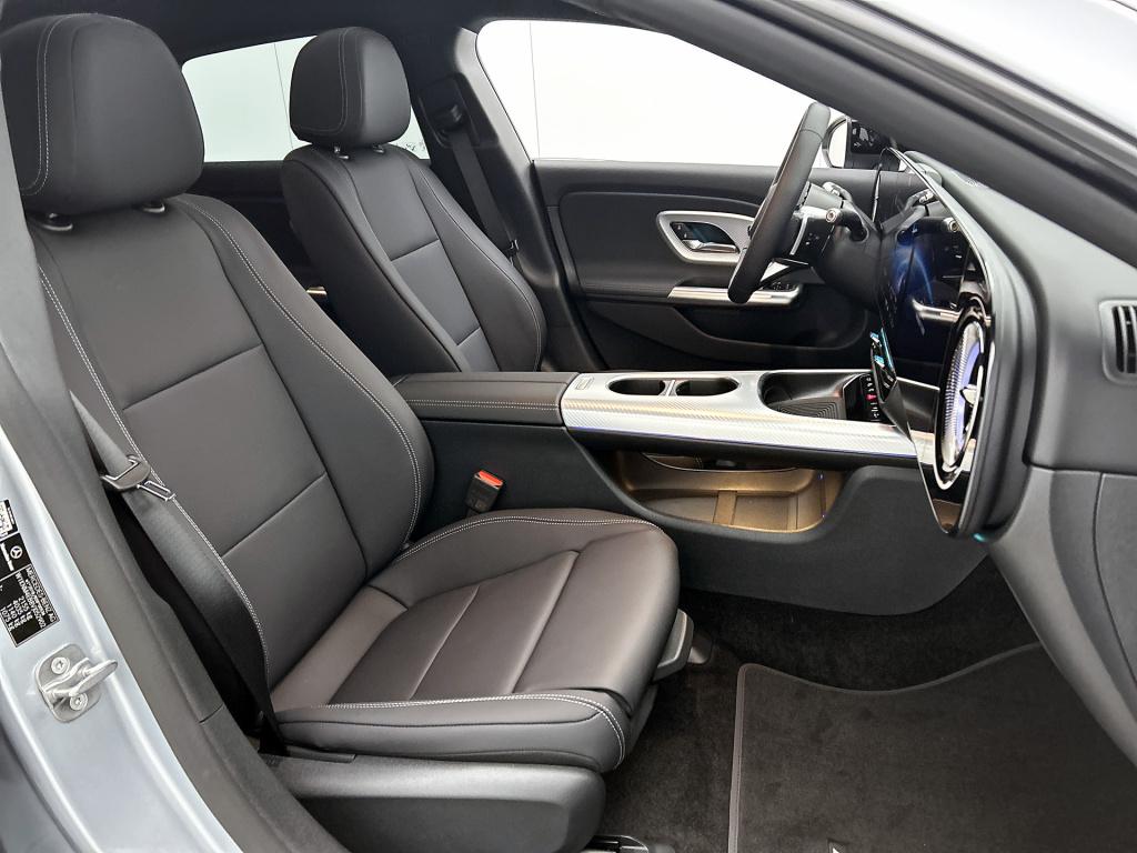 Mercedes-Benz Cla shooting brake 200 business solution amg | premium pakket